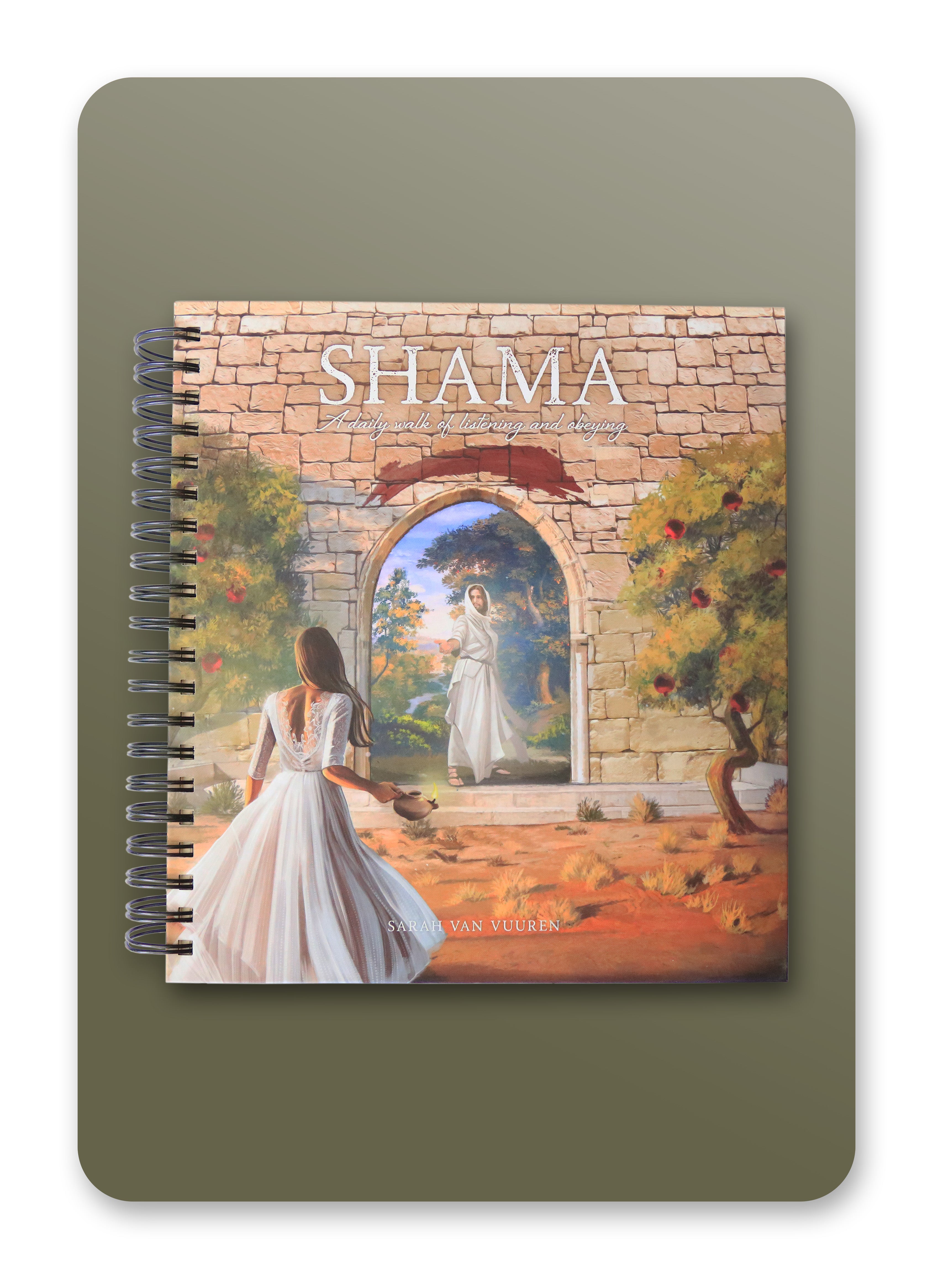 Sarah van Vuuren - Shama (Large With Ring-Binding)